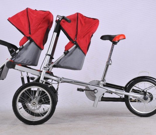 Sportovní kočárek pro dvojčátka